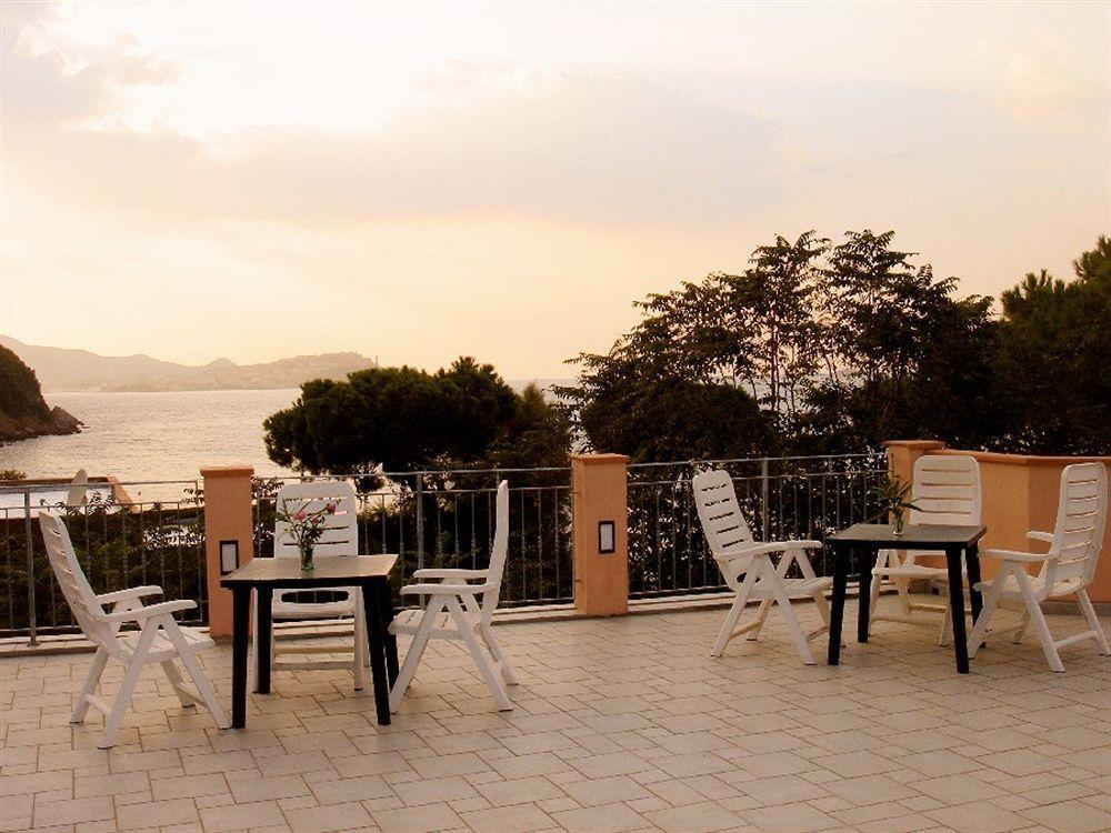 Residence Hotel Villa Mare Portoferraio Exterior photo